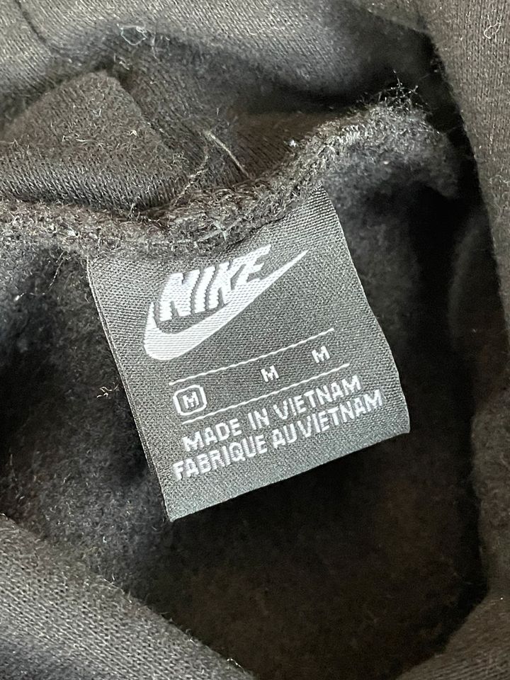 Nike Vintage Hoodie Größe L Schwarz Pullover Small Emblem 90 2000 in Stuttgart