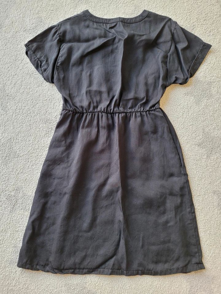 Kleid für den Sommer von Esprit Gr. 38 in Bremen