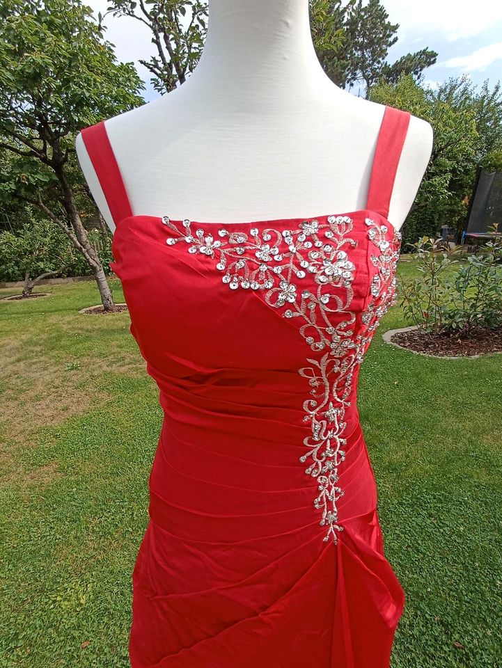 Rotes Kleid Brautkleid Partykleid Pailletten Schnürung in Berlin