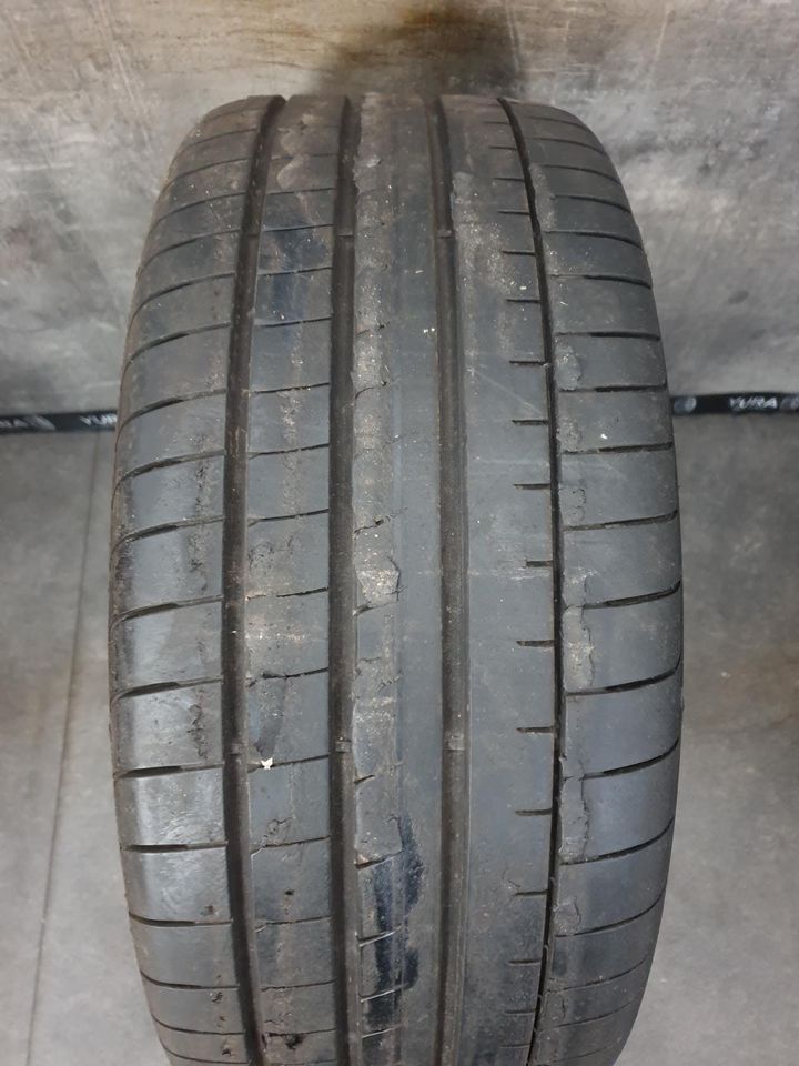 VW Golf 8 5H Sportsvan Adelaide Sommerreifen 235/35 R 19 CB0#4 in Herford