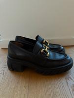 Sacha Loafer Leder mit Schnalle 40 Nordrhein-Westfalen - Viersen Vorschau