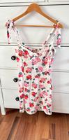 Kleid mit Rosen Nordrhein-Westfalen - Bergisch Gladbach Vorschau
