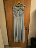 Maxikleid mit Spitze Hessen - Spangenberg Vorschau