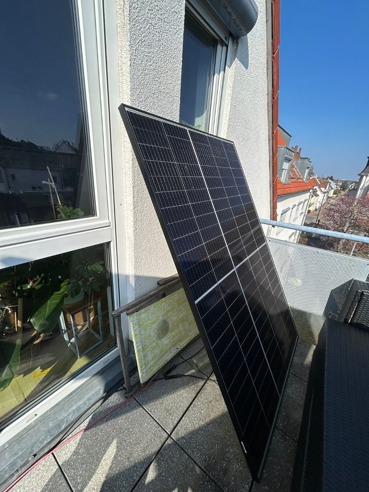 2x Juskys Balkonkraftwerk 600W Solaranlage in Frankfurt am Main