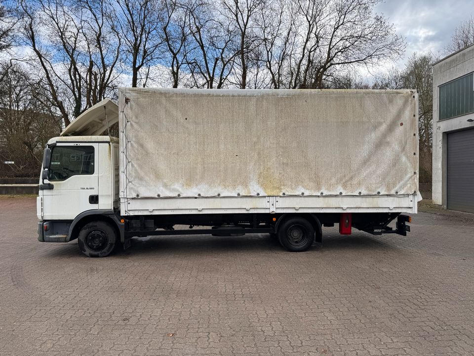 LKW MAN TG-L02 8.180 Pritsche Plane in Hamburg