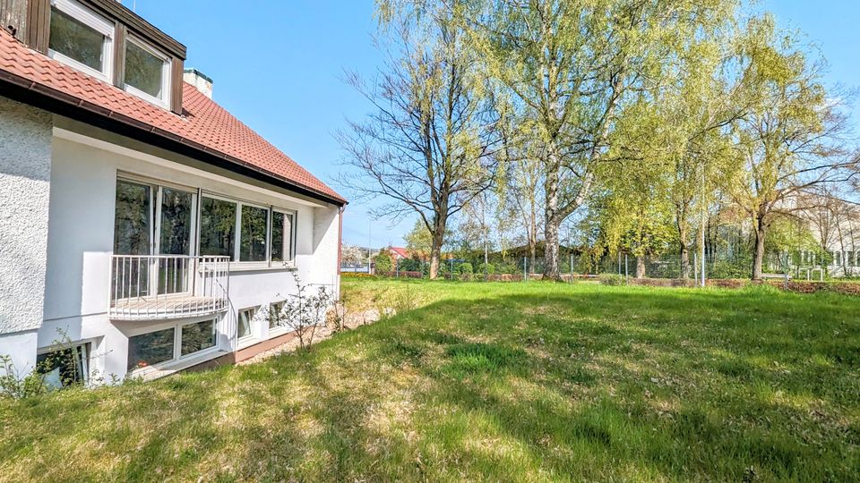 Großzügiges Haus in erstklassiger Lage mit großem Garten (Preis VHB) in Giengen an der Brenz