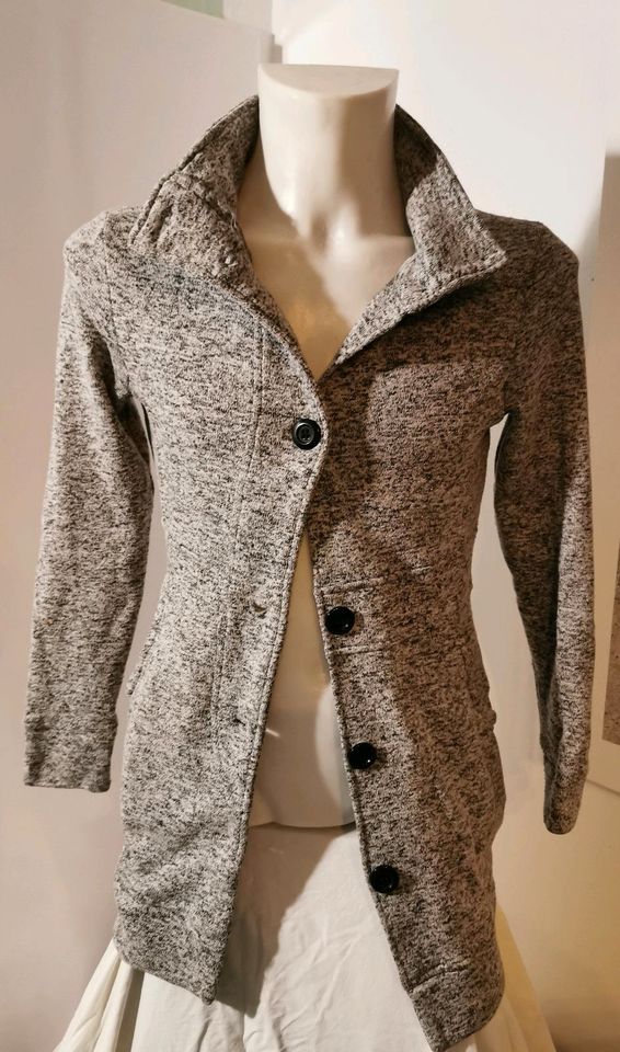 Blind Date casual Strickjacke in Minden