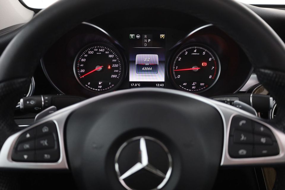 Mercedes-Benz GLC 250 Coupe 4Matic AMG Line LED Pano Kamera in Erfurt