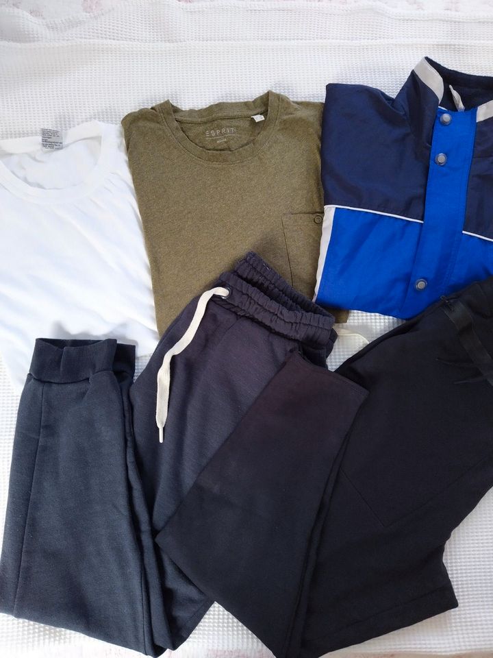 Herren Kleiderpaket, 7 Teile, Gr. XL in Freital