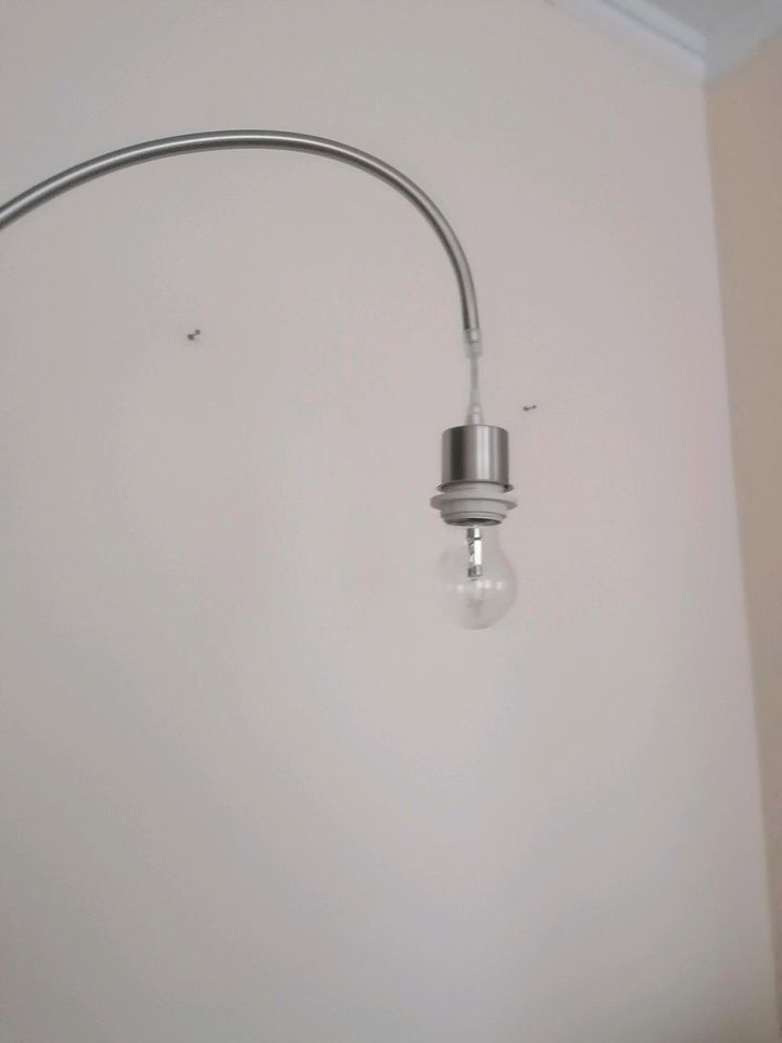 Stehlampe in Silber in Chemnitz