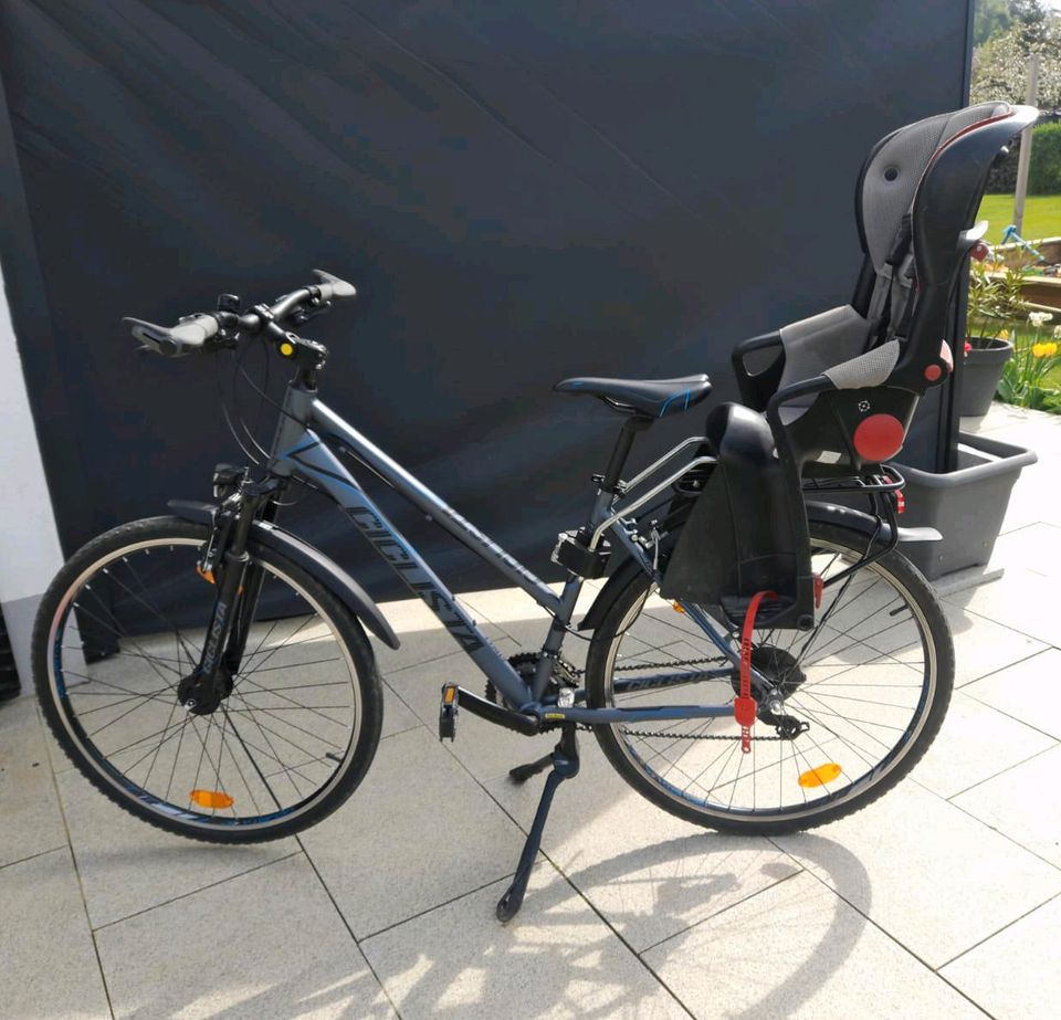 Damenfahrrad mit Kindersitz Römer 28 Zoll in Pfaffenhofen a.d. Ilm