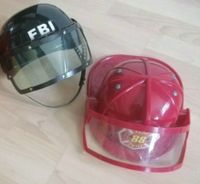 3x Verkleidungshelme: Feuerwehr, Bob der Baumeister und FBI Duisburg - Meiderich/Beeck Vorschau