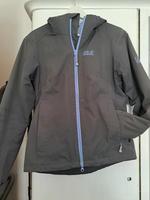 Übergangsjacke Jack Wolfskin Größe S(36) grau mit blau Niedersachsen - Bückeburg Vorschau