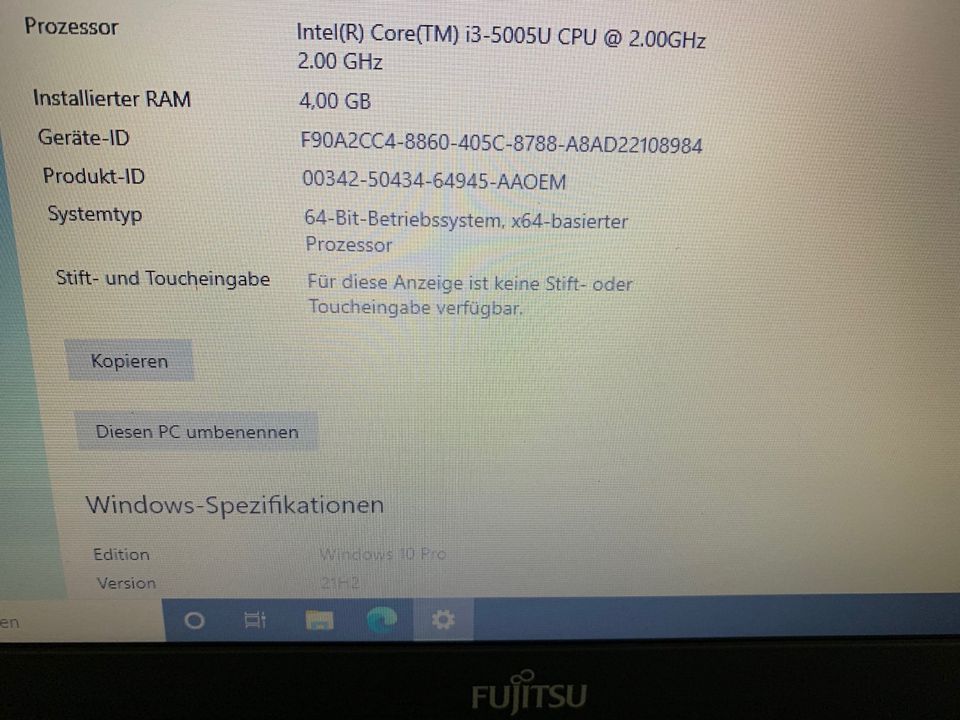 Fujitsu 15,6" Laptop/Notebook (A514) + USB-Maus in Bautzen
