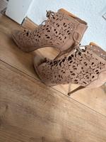 Verkaufe sommerliche Highheels in Gr. 38 Stuttgart - Bad Cannstatt Vorschau