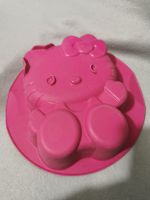 Tupperware Backform Kuchenform Hello Kitty Silikon rosa Nordrhein-Westfalen - Düren Vorschau