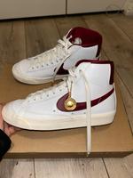 Nike Blazer Dunkelrot Bochum - Bochum-Süd Vorschau