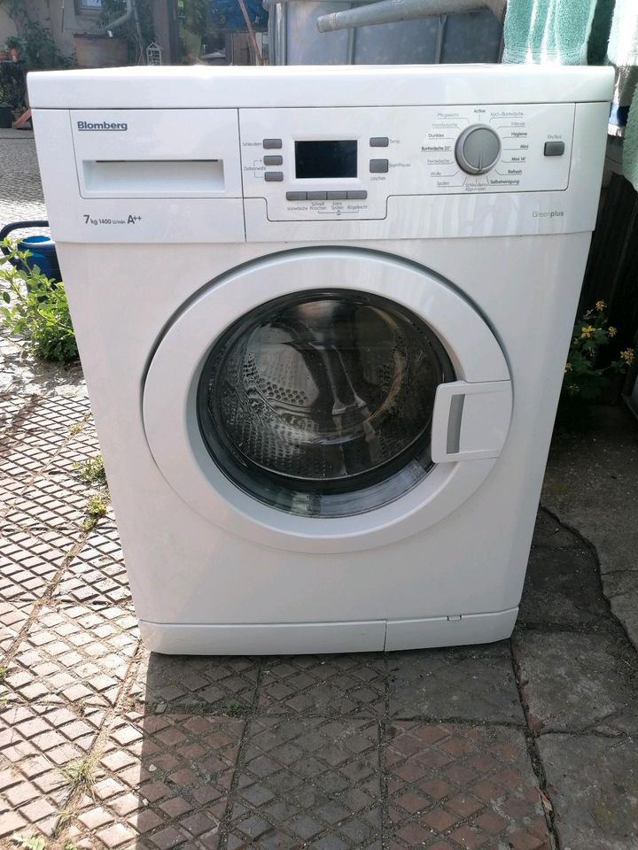 Waschmaschine Frontlader 7kg in Niederau