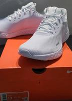 Nike revolution 5  neu Weiss  gr.47,5 Hessen - Rüdesheim am Rhein Vorschau