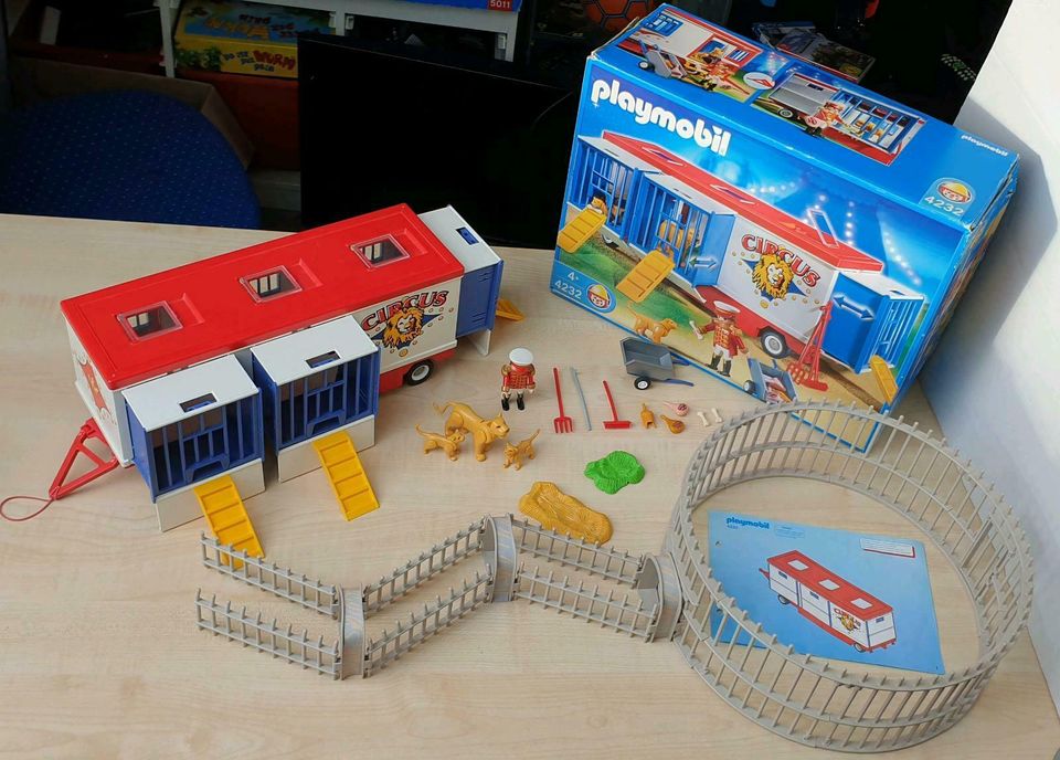 4232 Playmobil Zirkuswagen mit Raubtiermanege in Dielheim