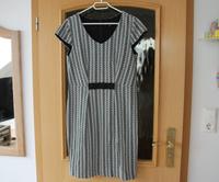 Sommerkleid, Etuikleid, Kurzarm Kleid, Marke "Comma", Gr. 40, Bayern - Augsburg Vorschau