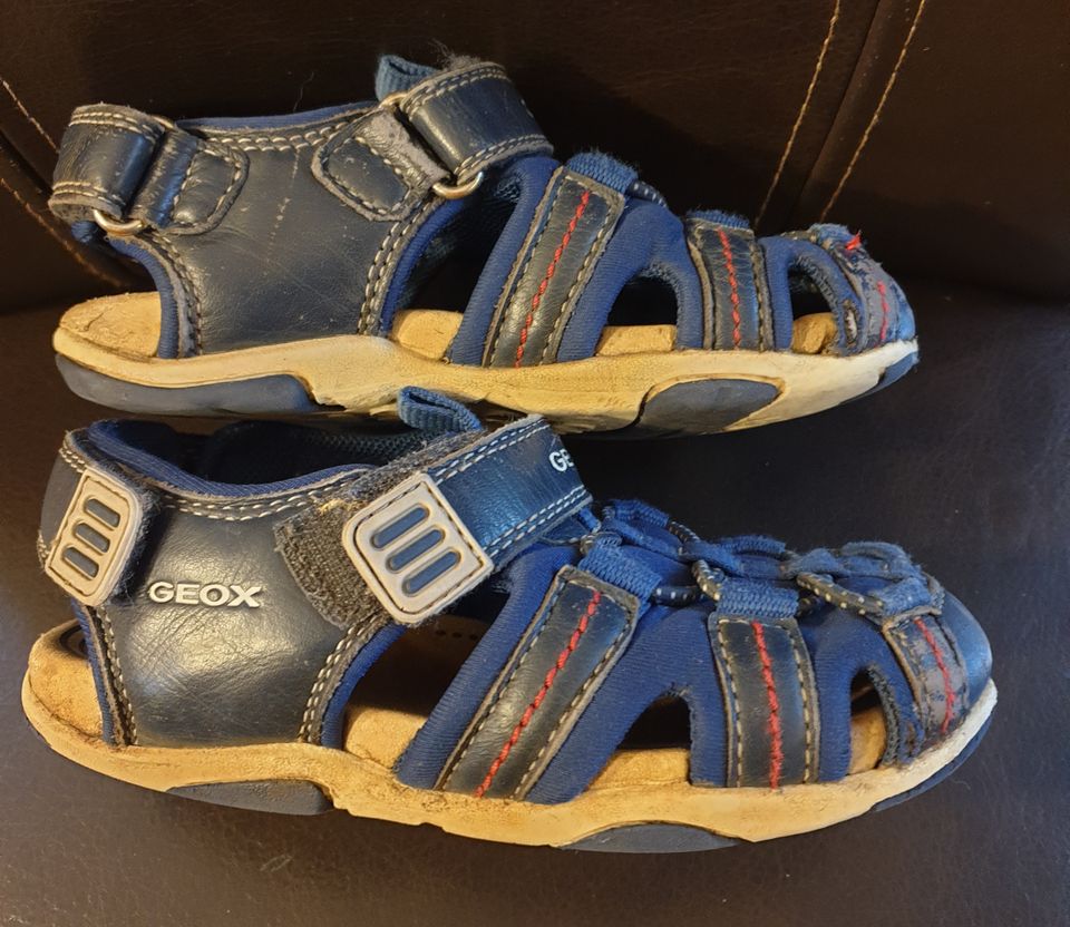 Geox Respira Sandalen 25 blau  Klettband, vorn geschlossen in Itzehoe