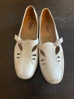 Gabor comfort Ballerinas Slipper weiß Gr. 8 (41,5) Nordrhein-Westfalen - Wegberg Vorschau