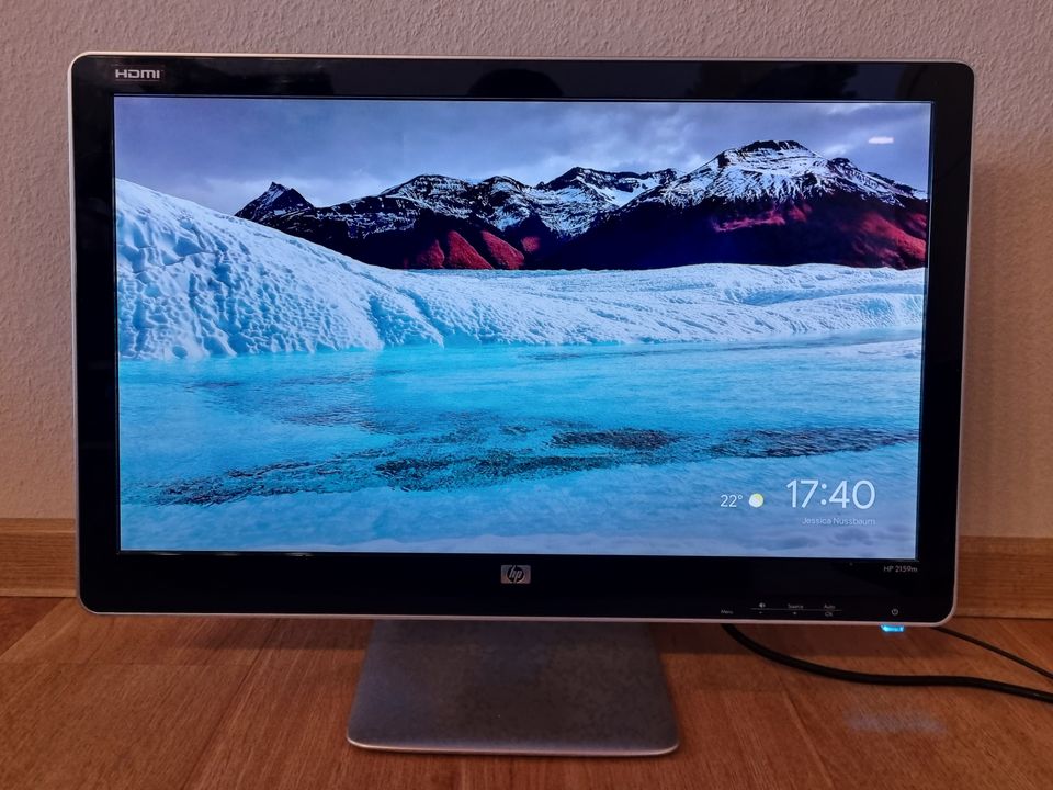 HP 21.5" Monitor, HDMI, 1920x1080 (FullHD), Lautsprecher in Aschaffenburg