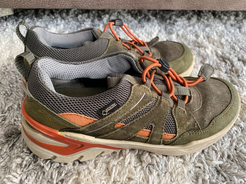 Ecco Halbschuhe Größe 35 in Lübeck