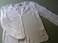 NEU wrtg. - schöne Bluse Langarmbluse mit Spitze Gr. 42 von Vila Sachsen - Wittgensdorf Vorschau