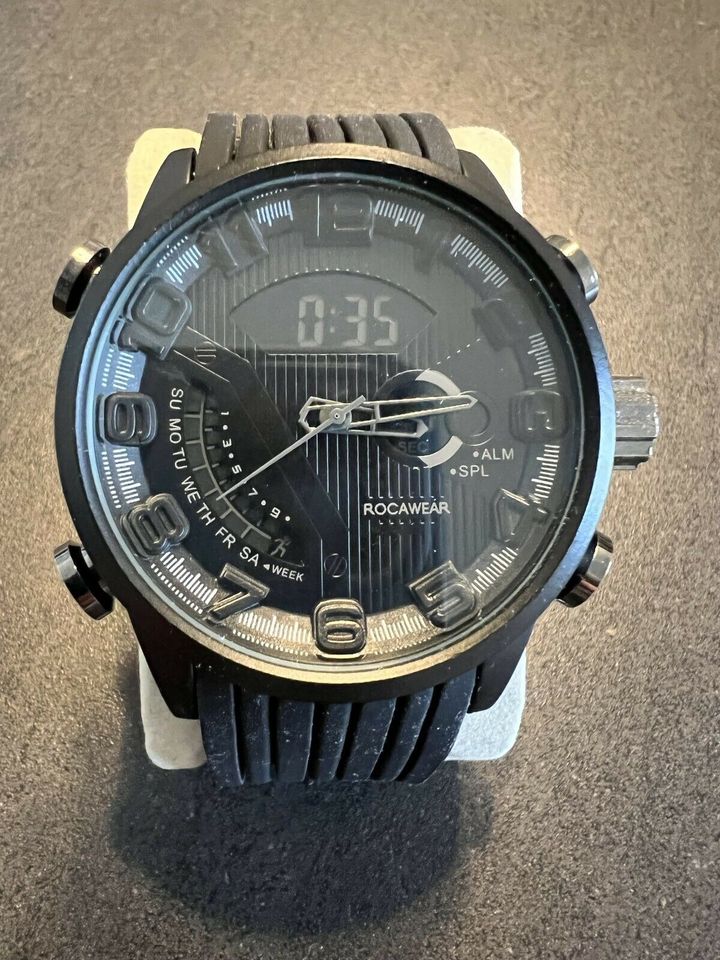 Rocawear watch online rm 4002