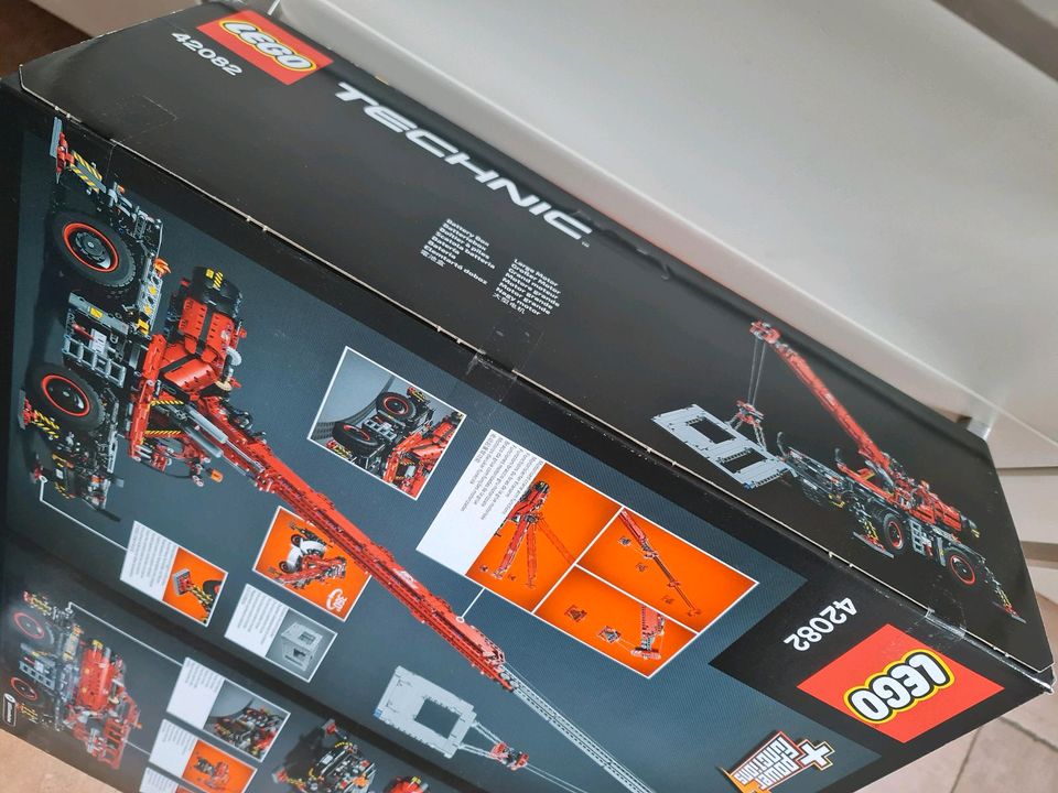 neu versigelt Lego Technic Technik 42082 Geländegäniger Kranwagen in Lüdenscheid