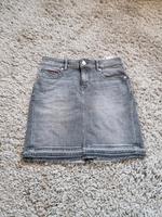 Tommy Hilfiger Rock Gr. 26 Neu Niedersachsen - Neuenkirchen-Vörden Vorschau