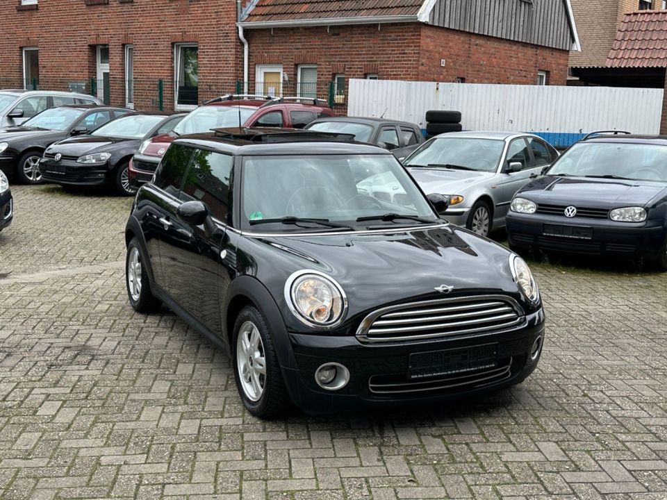 MINI COOPER Mini Cooper*LEDER*AUT*SHZ*PANO*** in Nordhorn