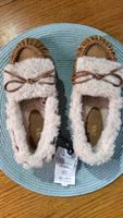 Flache Schuhe Zara aus Wildleder NEU Wuppertal - Elberfeld Vorschau
