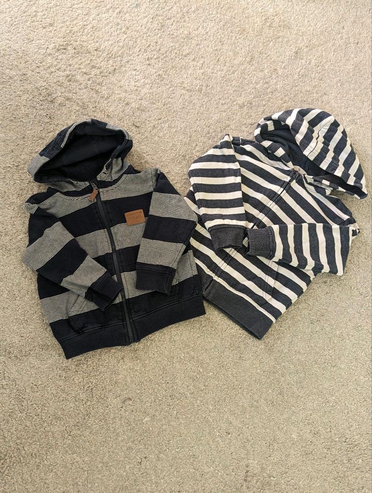 Tolles Set Kapuzenpullover - Kapuzensweatshirt in Wiesbaden