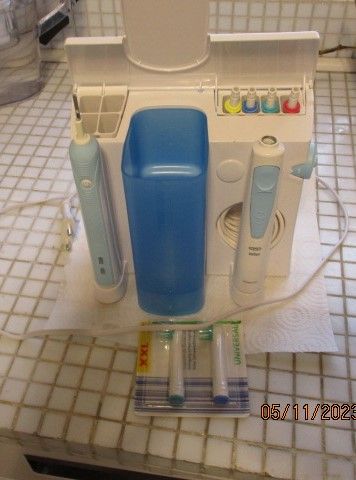 Oral-B Health Center: elektrische Zahnbürste und Munddusche in Riedstadt