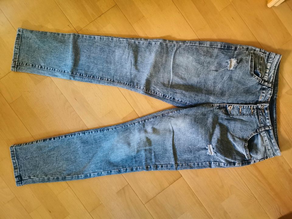 Jeans SHEIN Gr L in Emtmannsberg