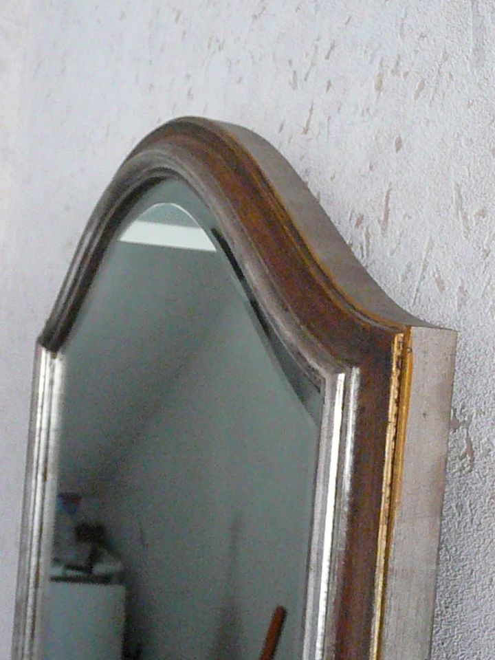alter Wand Spiegel Holz Rahmen Wandspiegel in Schwabach