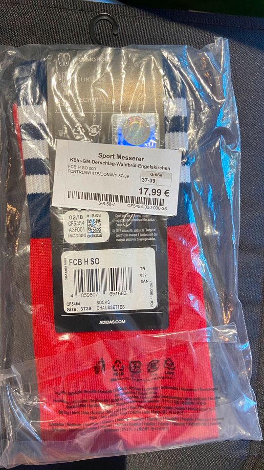 FC Bayern Socken Adidas !Neu! in Gummersbach