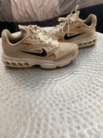 Nike ZOOM AIR FIRE' in Beige, Creme Pankow - Prenzlauer Berg Vorschau