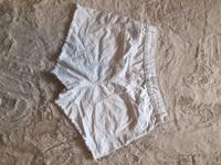 Jeans Short Weiß von Bershka (Medium Rise, Größe 40) Baden-Württemberg - Singen Vorschau