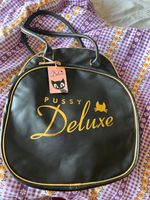 Coole schwarze Tasche Pussy Deluxe neu Bowlingtasche Baden-Württemberg - Leonberg Vorschau