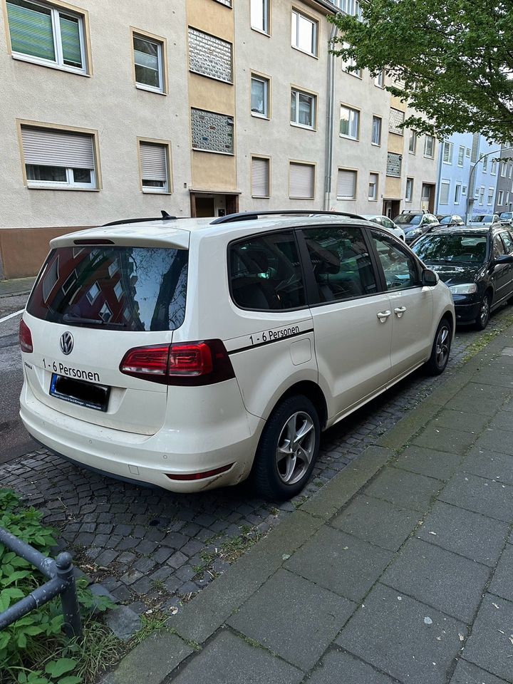 VW Sharan 2.0 TDI Trendline in Köln
