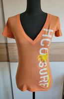 T-Shirt Hollister tiefer Ausschnitt Gr. S Top Zustand Hessen - Petersberg Vorschau