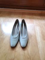 Brautschuhe, Pumps, off-white, Gabor, Gr 5 1/2 Kr. München - Deisenhofen Vorschau