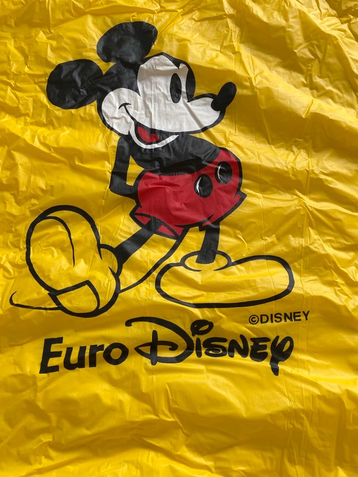 Retro Regencape Original Eurodisney mit Mikey Mouse in München