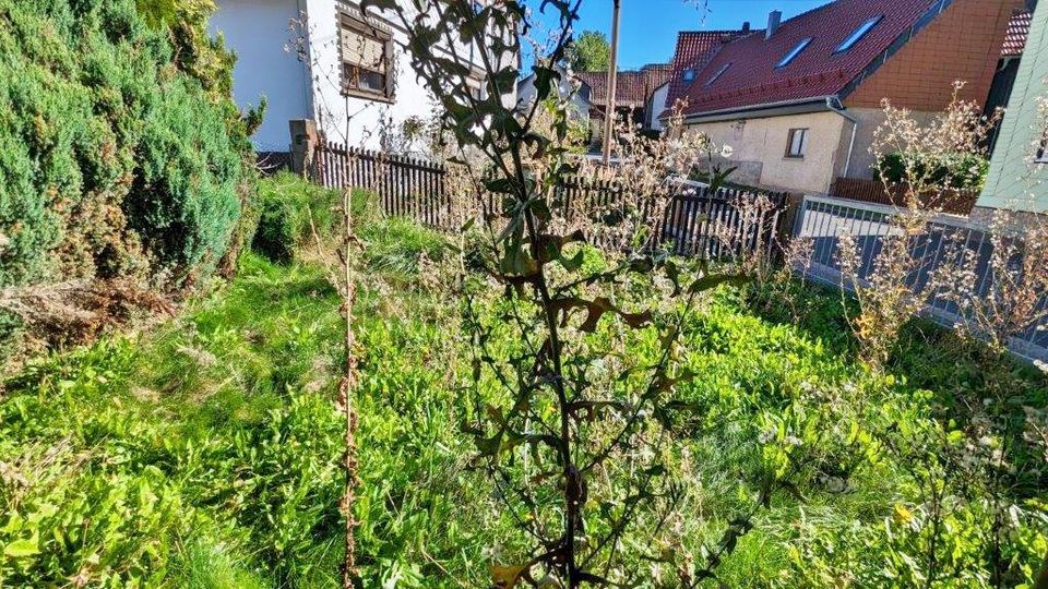 Großes Einfamilienhaus mit Scheune und Nebengebäude in Auengrund