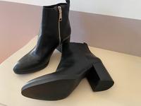 H&M* Neu mit Etikett * Stiefeletten * schwarz* Ge.39 Leipzig - Leipzig, Zentrum Vorschau