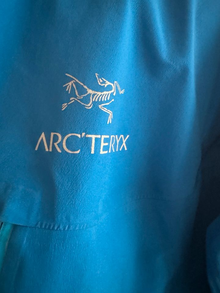 Regenjacke Arcteryx in Penzberg